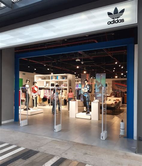 fotos de adidas plaza jardin